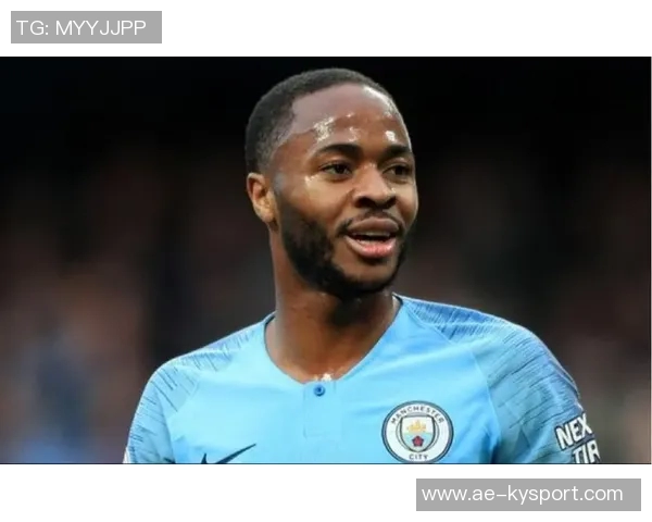 斯特林勇敢对抗蒙面窃贼保护家人安全展现真男人风范